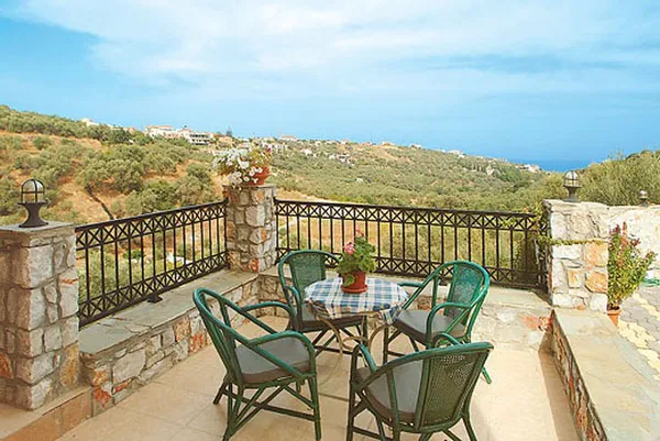 Sea-View Villa with Four Bedrooms for Rent in Stalos, Chania