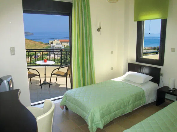 Sea-View Four-Bedroom Villa for Rent in Agia Marina, Chania — photo 3