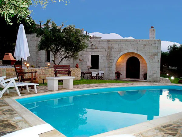 Seafront Villa for Rent in Maza, Apokoronas