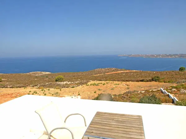 Sea View Three-Bedroom Villa for Rent in Kalathas, Akrotiri — photo 5