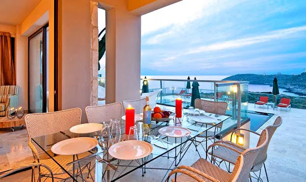 Sea-View Four-Bedroom Villa for Rent in Tersanas, Akrotiri