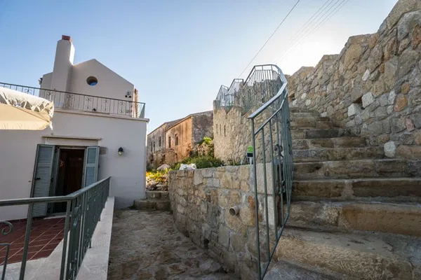 Seafront 170 m² Villa with Three Bedrooms for Rent in Kamara, Platanias — photo 5