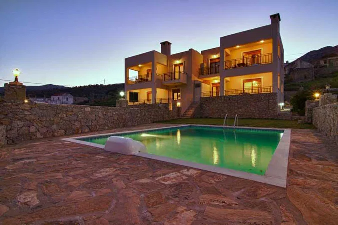 Two-Bedroom Seafront Apartment for Rent in Amari, Rethymnon