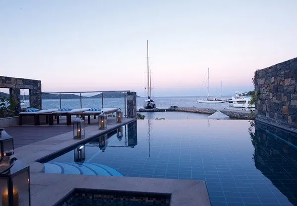300 m² Sea View Two-Bedroom Villa for Sale in Elounda, Agios Nikolaos — photo 3