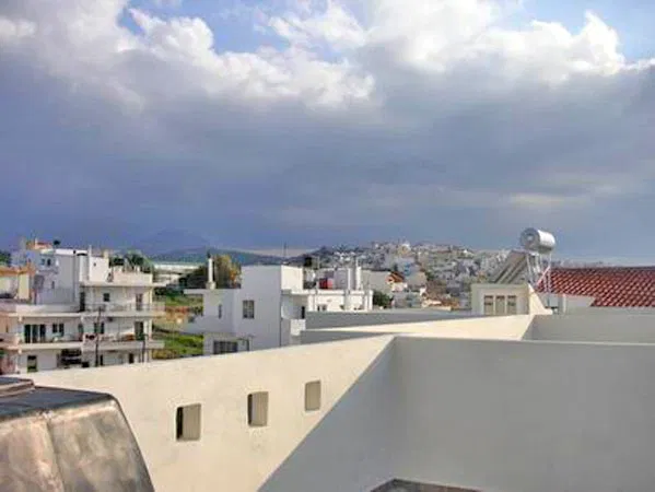 Seafront 110 m² Villa with Four Bedrooms for Sale in Heraklion — photo 4