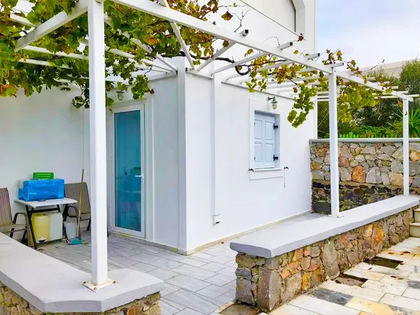 Six-Bedroom Sea View Villa for Sale in Santorini, Cyclades — photo 2
