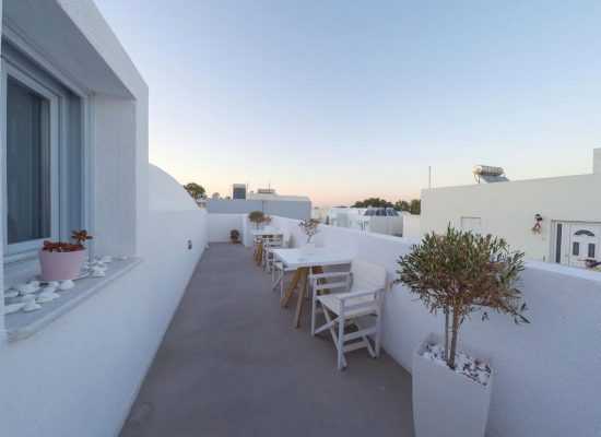 550 m² Hotel for Sale in Santorini, Cyclades