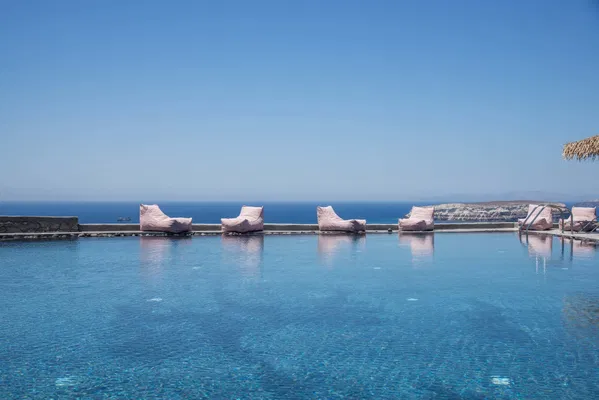 1000 m² Sea-View Hotel for Sale in Santorini, Cyclades