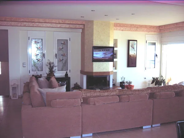 Five-Bedroom Seafront Villa for Sale in Hersonissos, Heraklion — photo 3