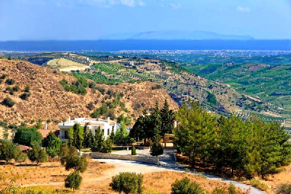 Sea-View Ten-Bedroom Villa for Sale in Agios Myron Heraklion, Heraklion — photo 2