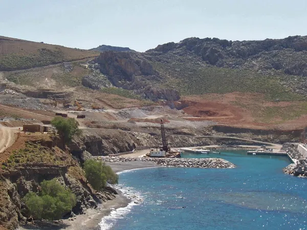 Sea-View 270,000 m² Plot of Land for Sale in Lendas, Gortys — photo 2