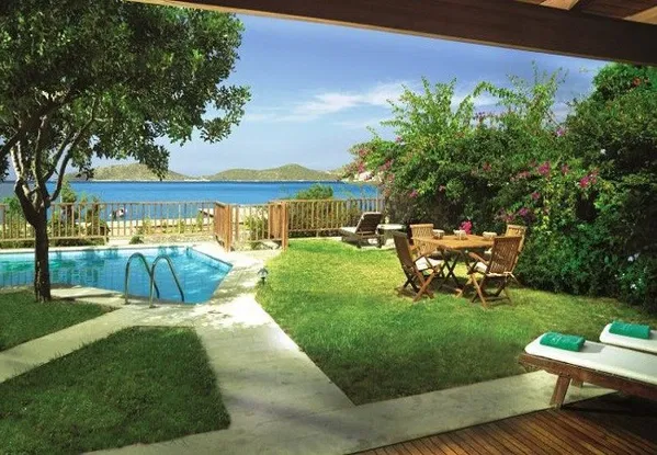 Sea View Two-Bedroom Villa for Sale in Elounda, Agios Nikolaos
