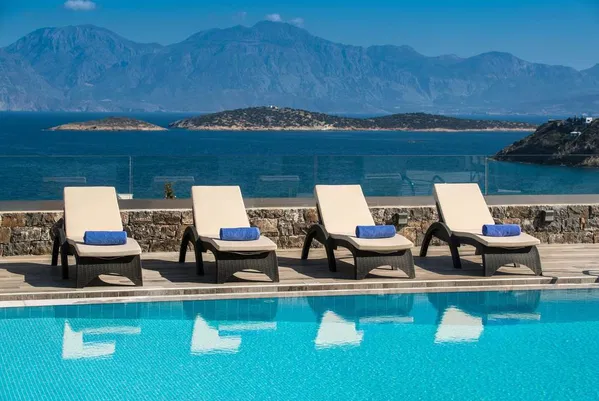 Five-Bedroom Sea-View Villa for Sale in Agios Nikolaos, Lasithi — photo 5