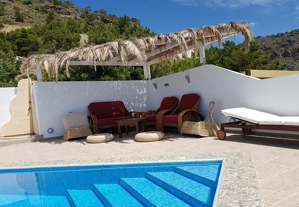 Sea-View 105 m² Villa with Three Bedrooms for Sale in Ierapetra, Lasithi — photo 2