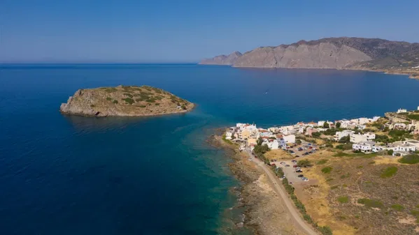 Sea-View Five-Bedroom Villa for Sale in Mochlos, Sitia — photo 5