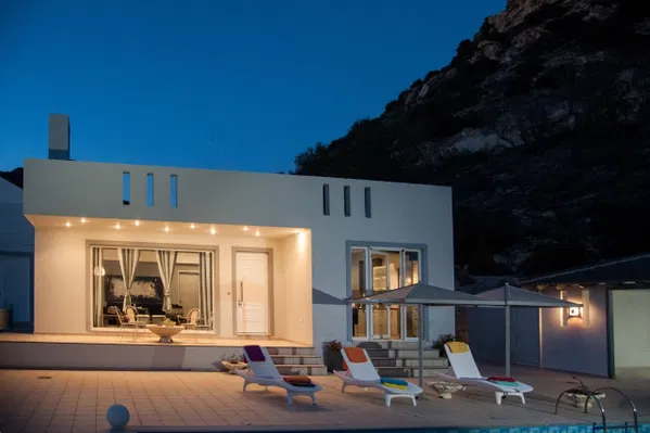 Six-Bedroom Sea View Villa for Sale in Ierapetra, Lasithi — photo 2