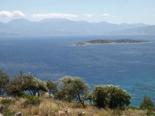 Seafront 80,000 m² Plot for Sale in Agios Nikolaos, Lasithi — photo 2