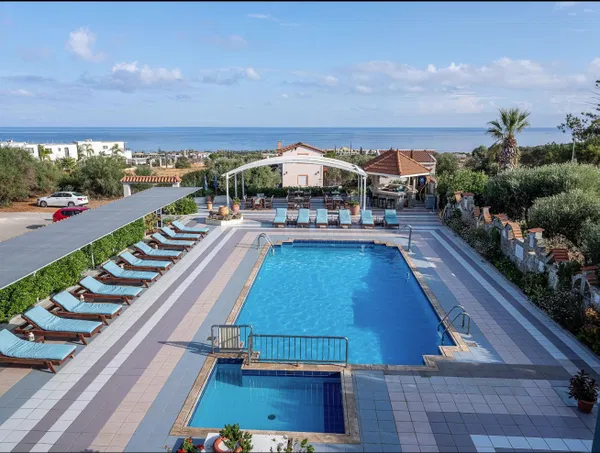 Sea-View Hotel for Sale in Anissara, Hersonissos — photo 4