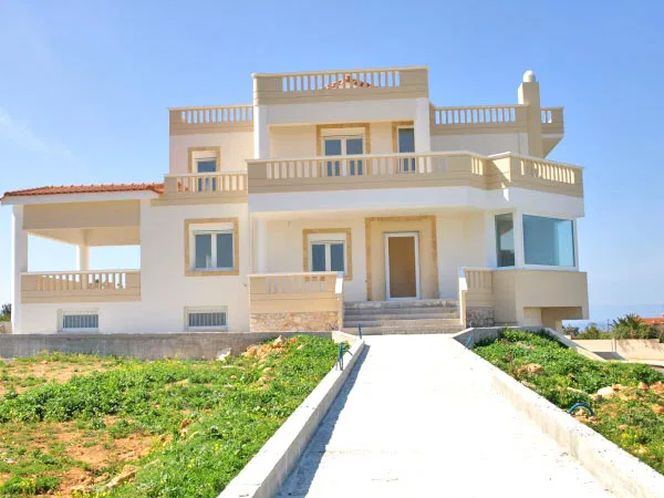 Sea-View 450 m² Villa with Three Bedrooms for Sale in Agios Onoufrios, Akrotiri