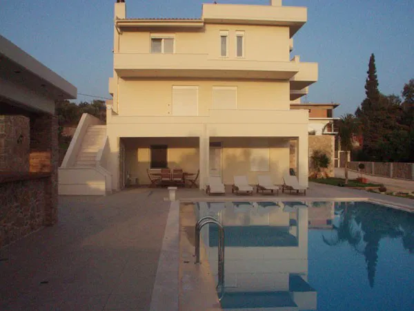 Two-Bedroom Villa for Sale in Vlites, Chania