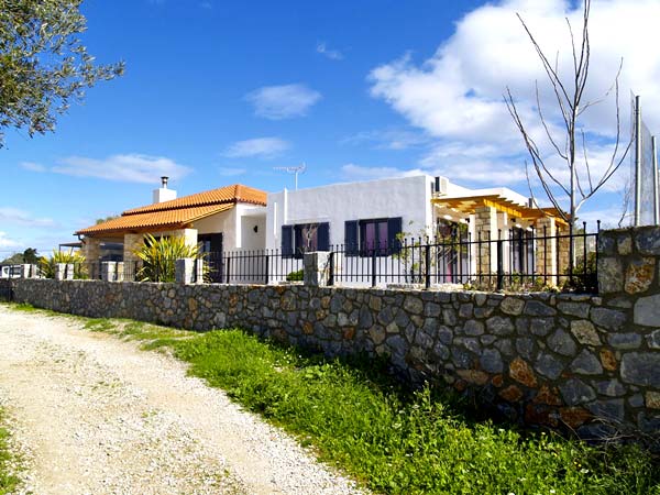 Seafront Four-Bedroom Villa for Sale in Kefalas, Apokoronas — photo 2