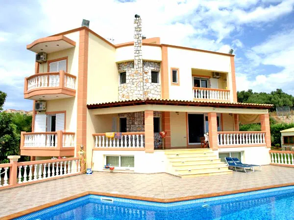 Sea View Six-Bedroom Villa for Sale in Sternes, Akrotiri