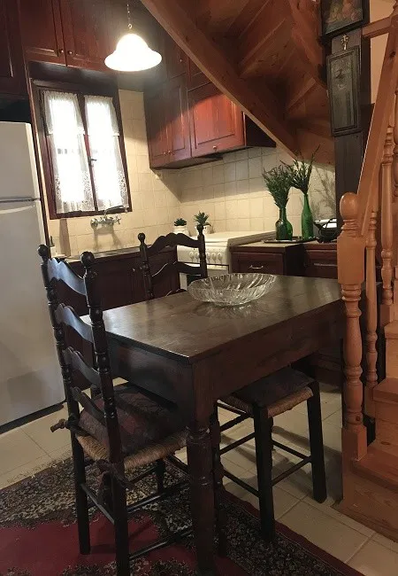 Seafront Two-Bedroom Villa for Sale in Old Town, Chania — photo 3
