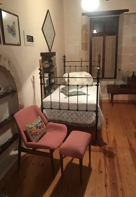 Seafront Two-Bedroom Villa for Sale in Old Town, Chania — photo 5