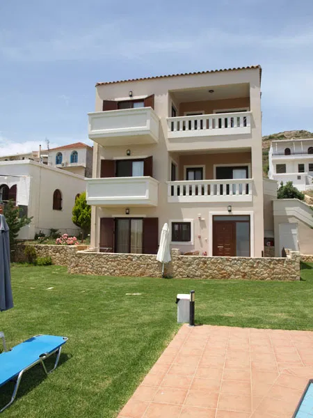 Sea-View Villa for Sale in Kolymbari, Platanias — photo 3