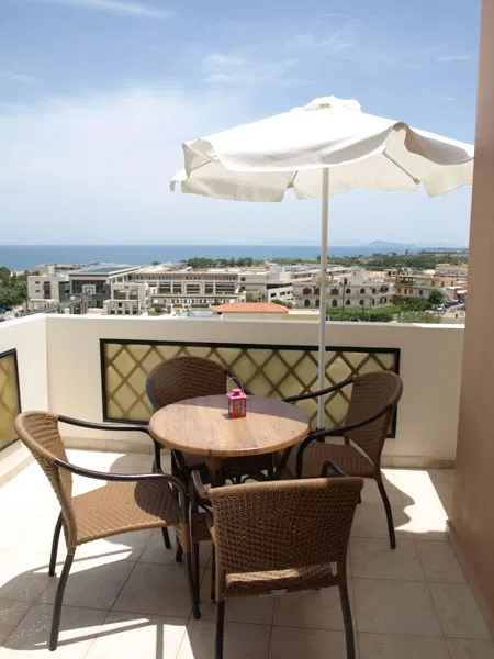 Sea-View Villa for Sale in Kolymbari, Platanias