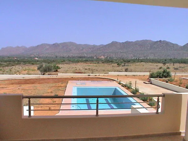 Sea View 200 m² Villa with Two Bedrooms for Sale in Mouzouras, Akrotiri — photo 3