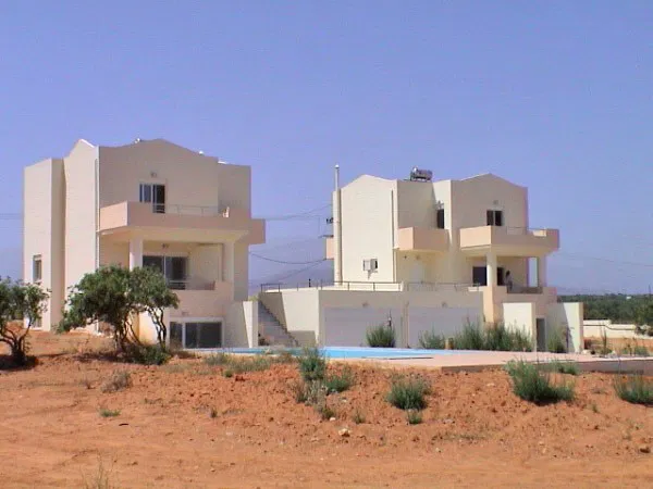 Sea View 200 m² Villa with Two Bedrooms for Sale in Mouzouras, Akrotiri