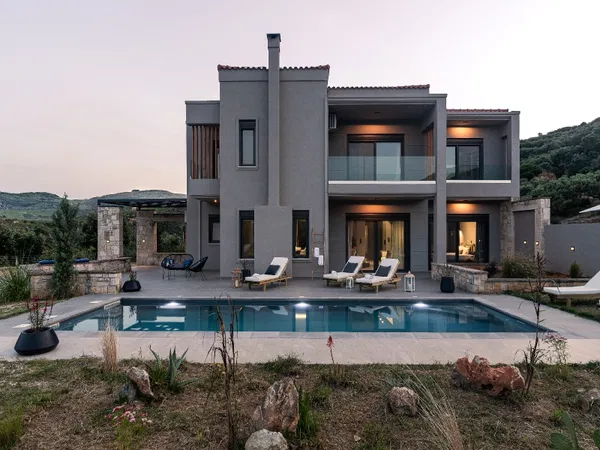 Seafront Three-Bedroom Villa for Sale in Kolymbari, Platanias