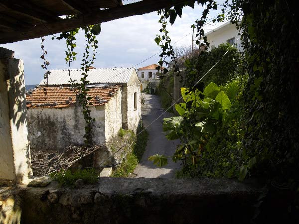 Seafront Villa for Sale in Nio Chorio, Apokoronas