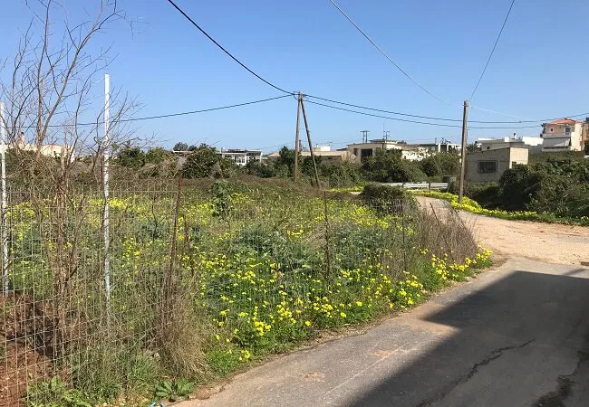Seafront 580 m² Land for Sale in Varipetro, Chania