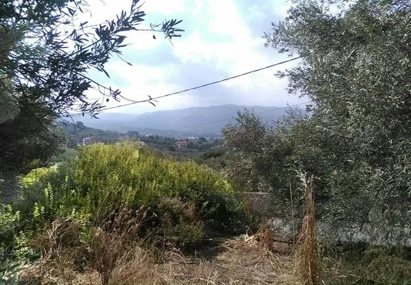 Seafront 1,680 m² Plot of Land for Sale in Galatas, Chania