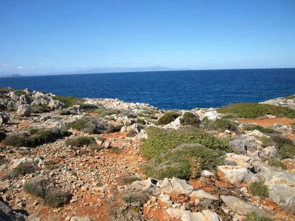 Sea-View 15,000 m² Plot of Land for Sale in Tersanas, Akrotiri — photo 3