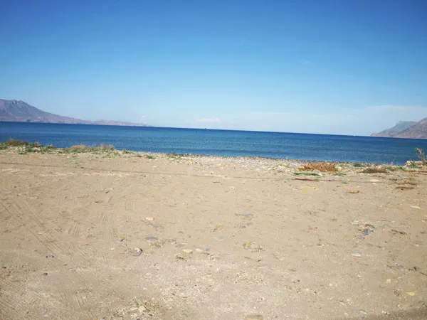 Sea-View 1,000 m² Land for Sale in Nopigia, Kissamos — photo 3