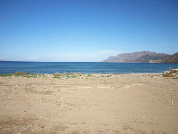 Sea-View 1,000 m² Land for Sale in Nopigia, Kissamos