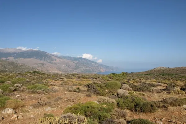 Sea-View 3,000,000 m² Plot for Sale in Paleochora, Kandanos-Selino — photo 2