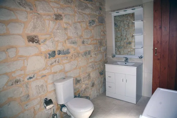 Seafront Three-Bedroom Villa for Rent in Vryses, Apokoronas — photo 2