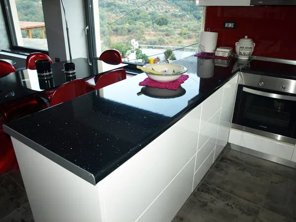 Three-Bedroom Seafront Villa for Rent in Kournas, Apokoronas — photo 5