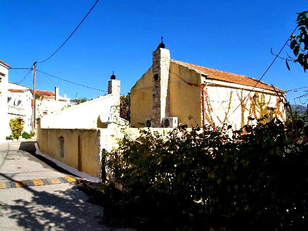 Seafront One-Bedroom Villa for Rent in Douliana, Apokoronas — photo 2