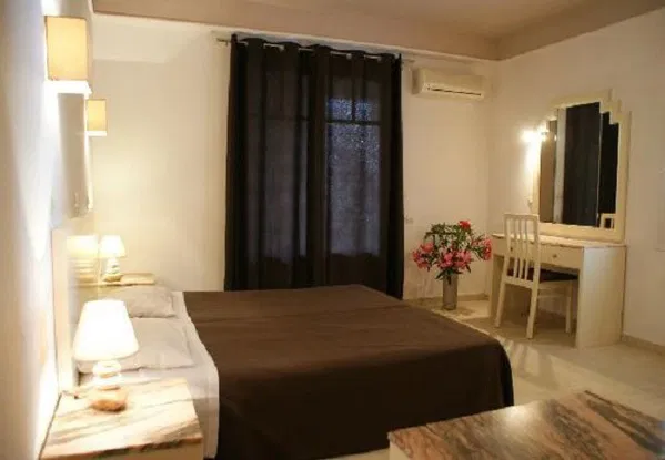 Sea-View Hotel for Sale in Agia Pelagia, Malevizi — photo 3