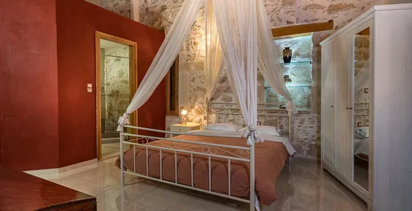 Seafront Hotel for Sale in Rethymnon — photo 3
