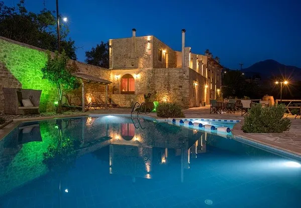 Seafront Hotel for Sale in Rethymnon — photo 2