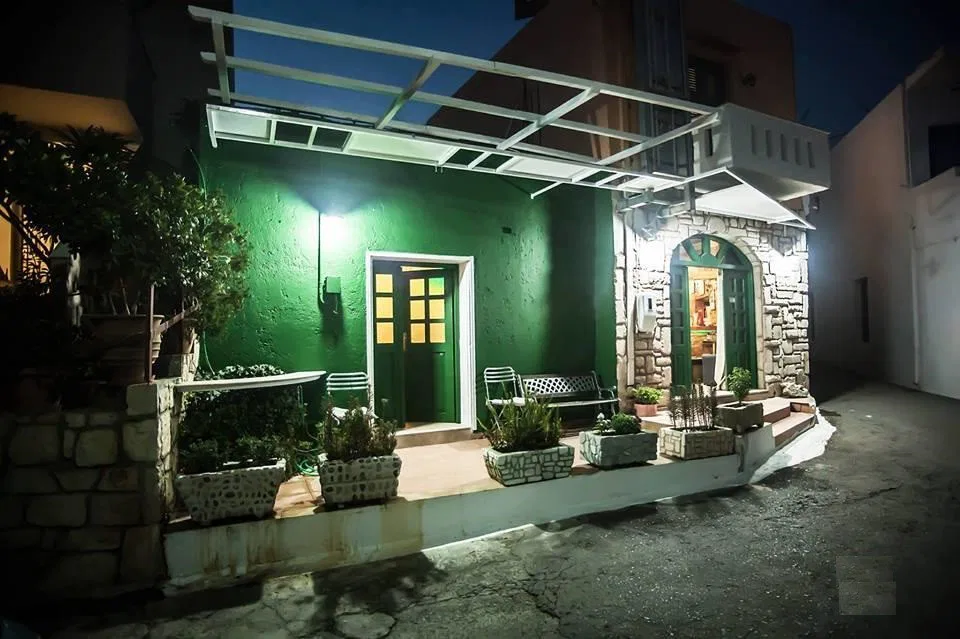 Four-Bedroom Villa for Sale in Mpali, Mylopotamos