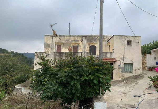 Six-Bedroom Villa for Sale in Amnatos, Amari — photo 2