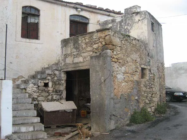 Seafront Villa for Sale in Aggeliana, Mylopotamos — photo 3