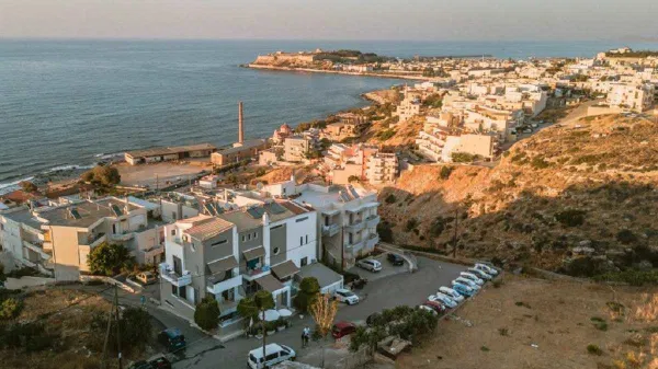 Sea-View Hotel for Sale in Rethymnon — photo 2
